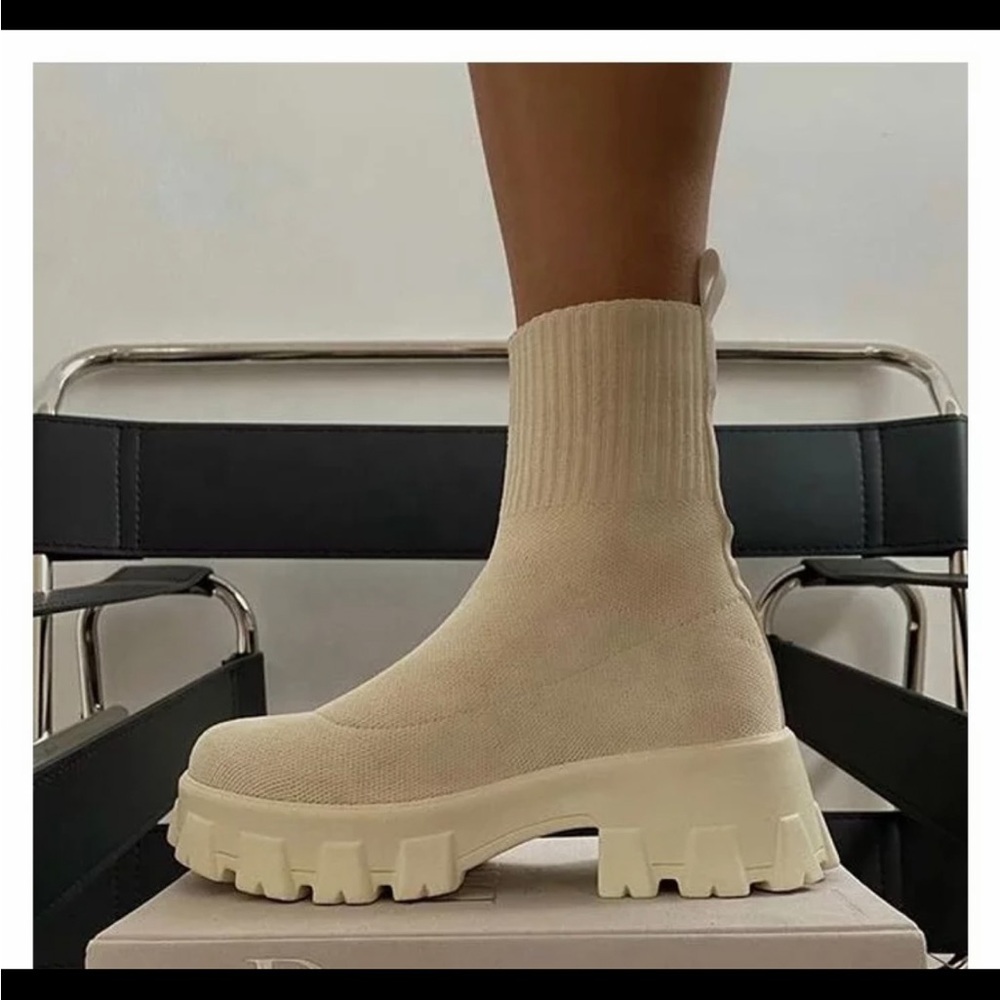 Women's Cream Chunky Knit Ankle Boots